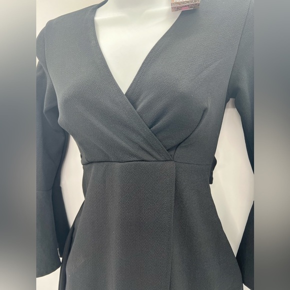 COPY - BOOHOO MATERNITY MAE RUFFLE SLEEVE WRAP DRESS SZ 4 NWT - Picture 6 of 9